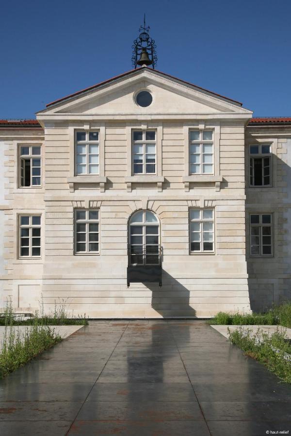 Residence De L'Arsenal Royal - Meubles De Tourisme 로슈포르 외부 사진