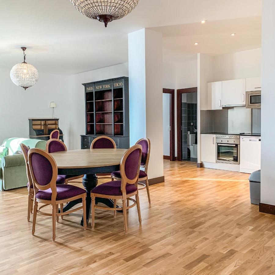 Residence De L'Arsenal Royal - Meubles De Tourisme 로슈포르 외부 사진