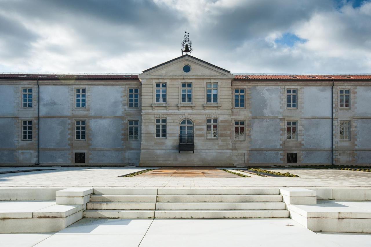 Residence De L'Arsenal Royal - Meubles De Tourisme 로슈포르 외부 사진